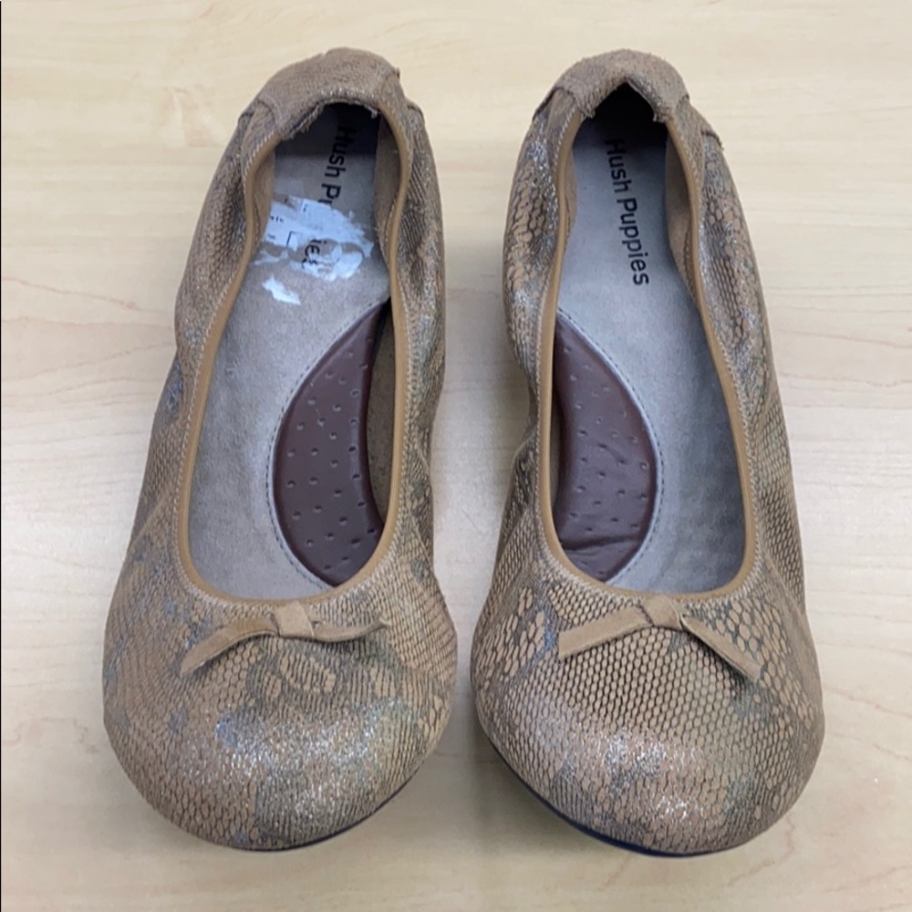 New Hushpuppie Flats Size 11